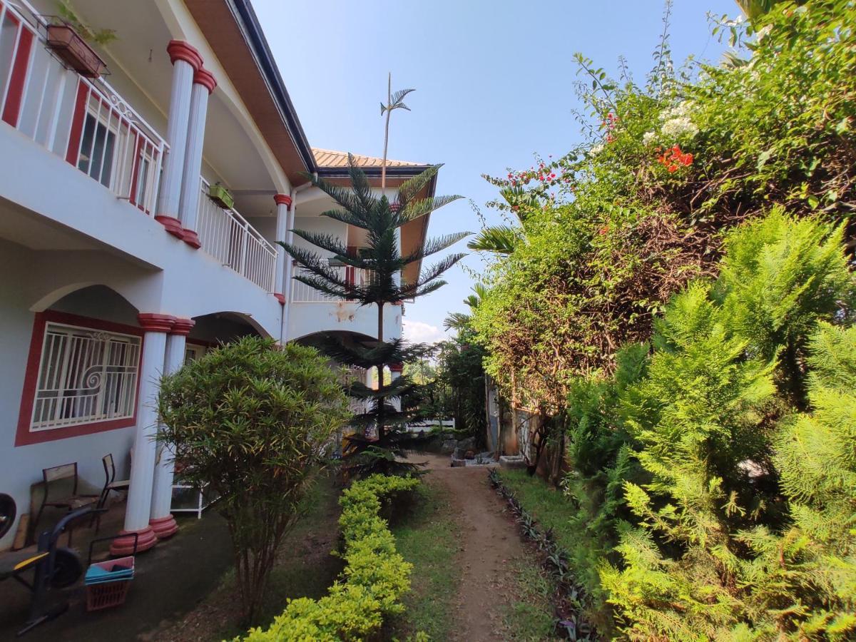Residence Jardin Tropical ياوندي المظهر الخارجي الصورة
