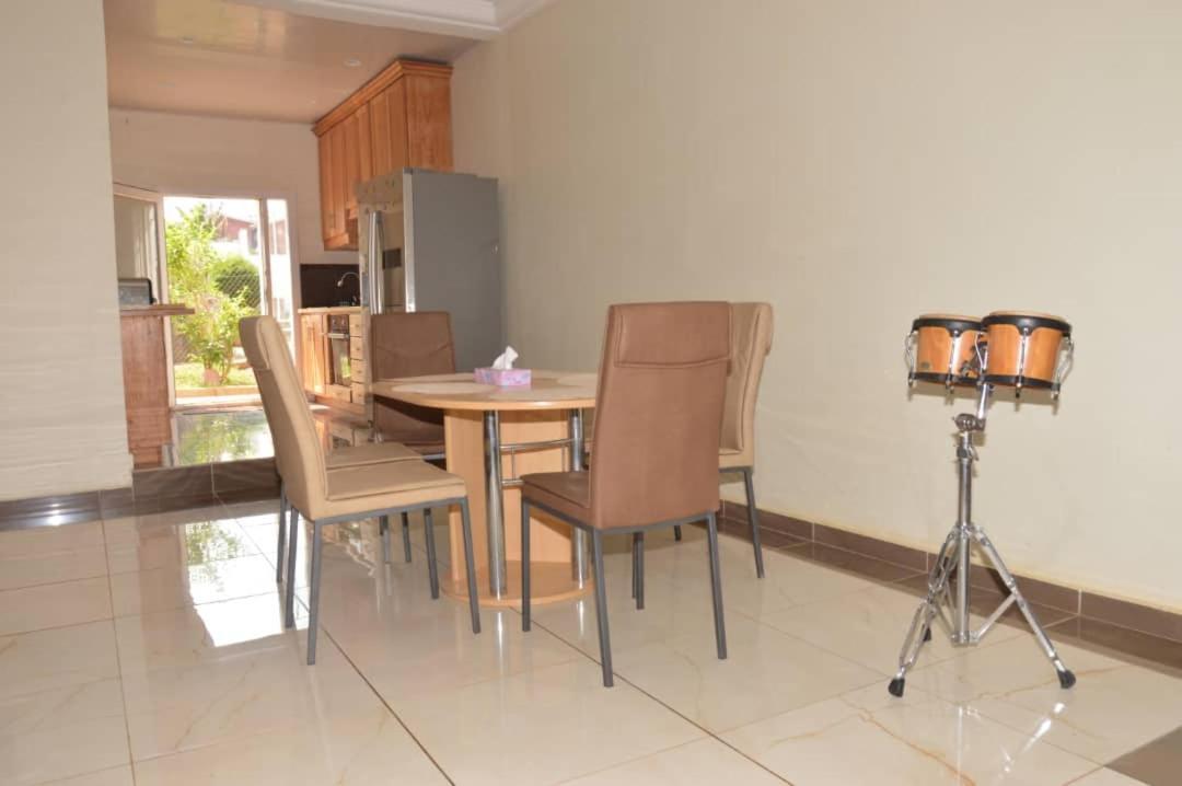 Residence Jardin Tropical ياوندي المظهر الخارجي الصورة