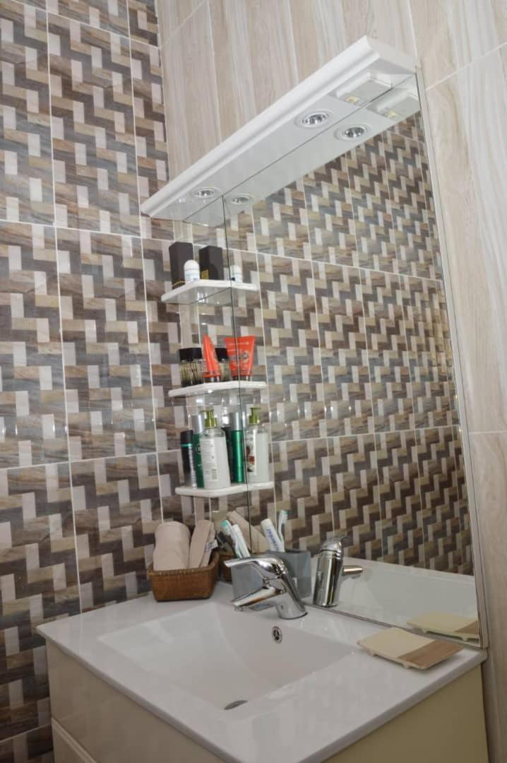 Residence Jardin Tropical ياوندي المظهر الخارجي الصورة